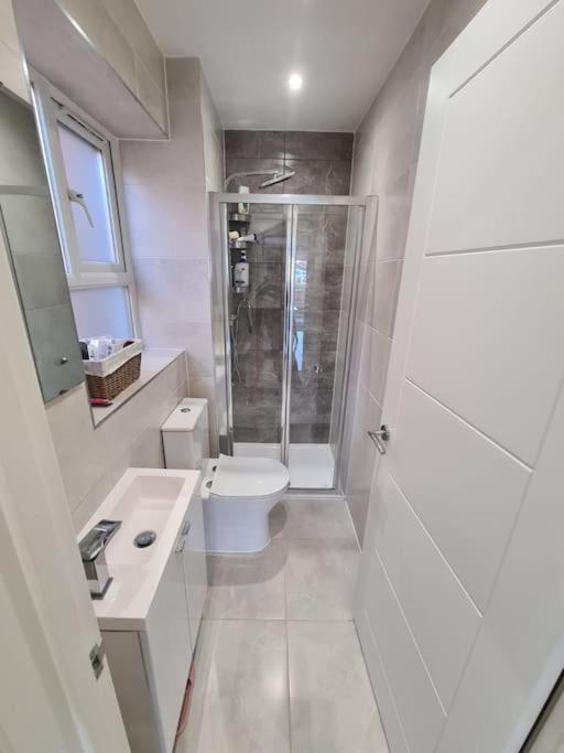 Panorama House, Luxury 2-Bedroom Apartment 2 基德灵顿 外观 照片